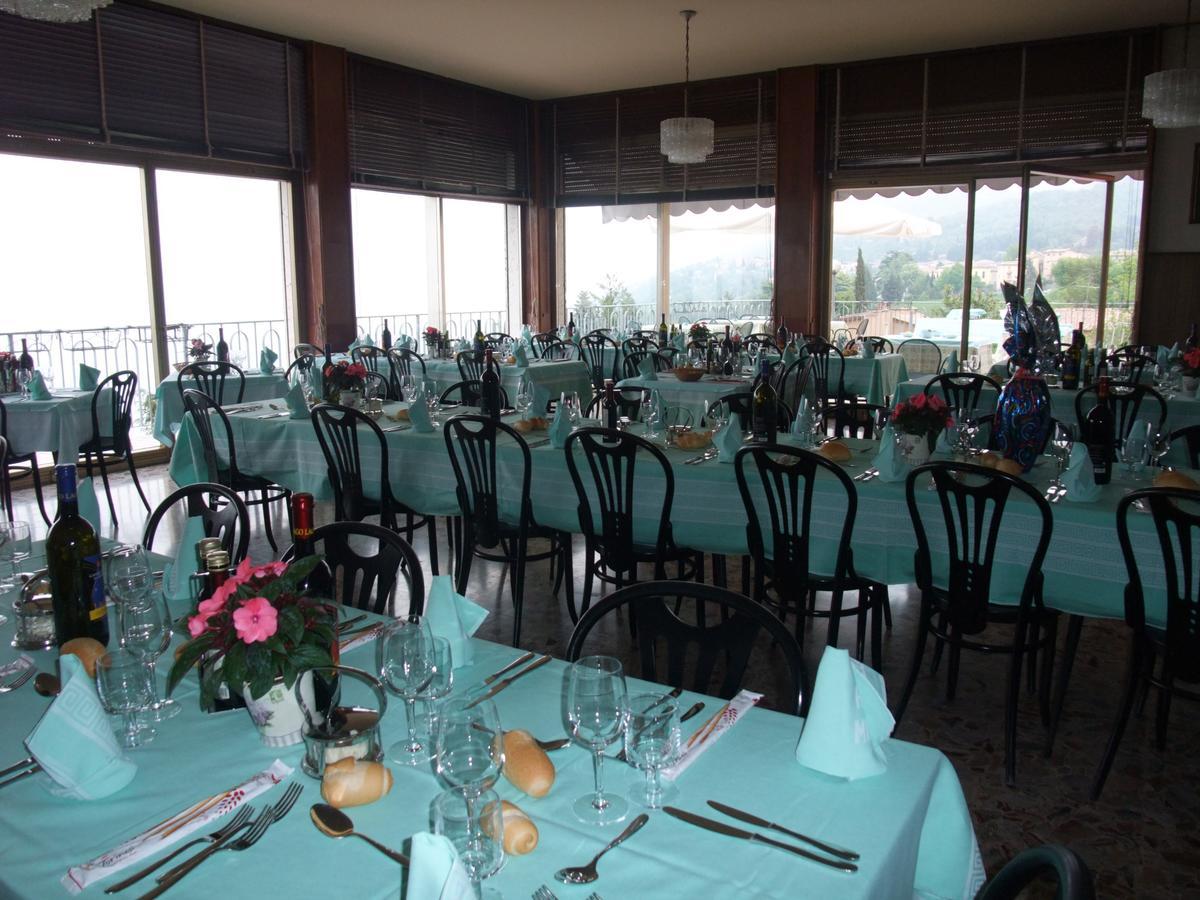 Hotel Miralago San Zeno di Montagna Ngoại thất bức ảnh
